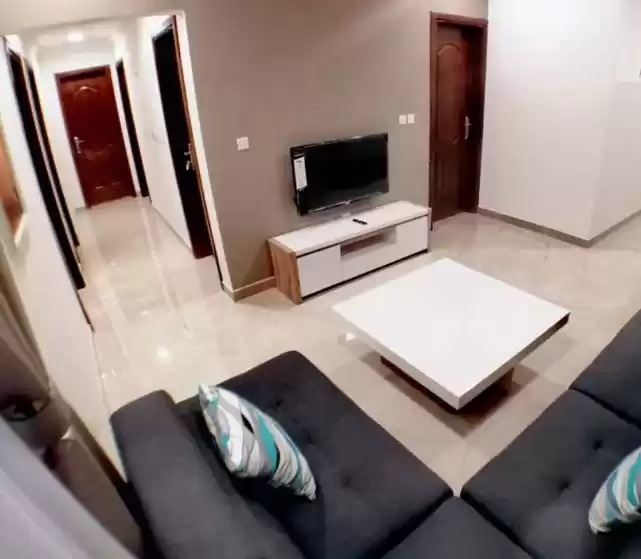 Residential Ready Property 3 Bedrooms F/F Apartment  for rent in Doha #9297 - 1  image 